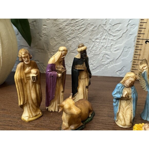 Lot of 9 Vintage Celluloid Nativity Pieces Plastic Angel Mary Cow Donkey Wise - Picture 5 of 5